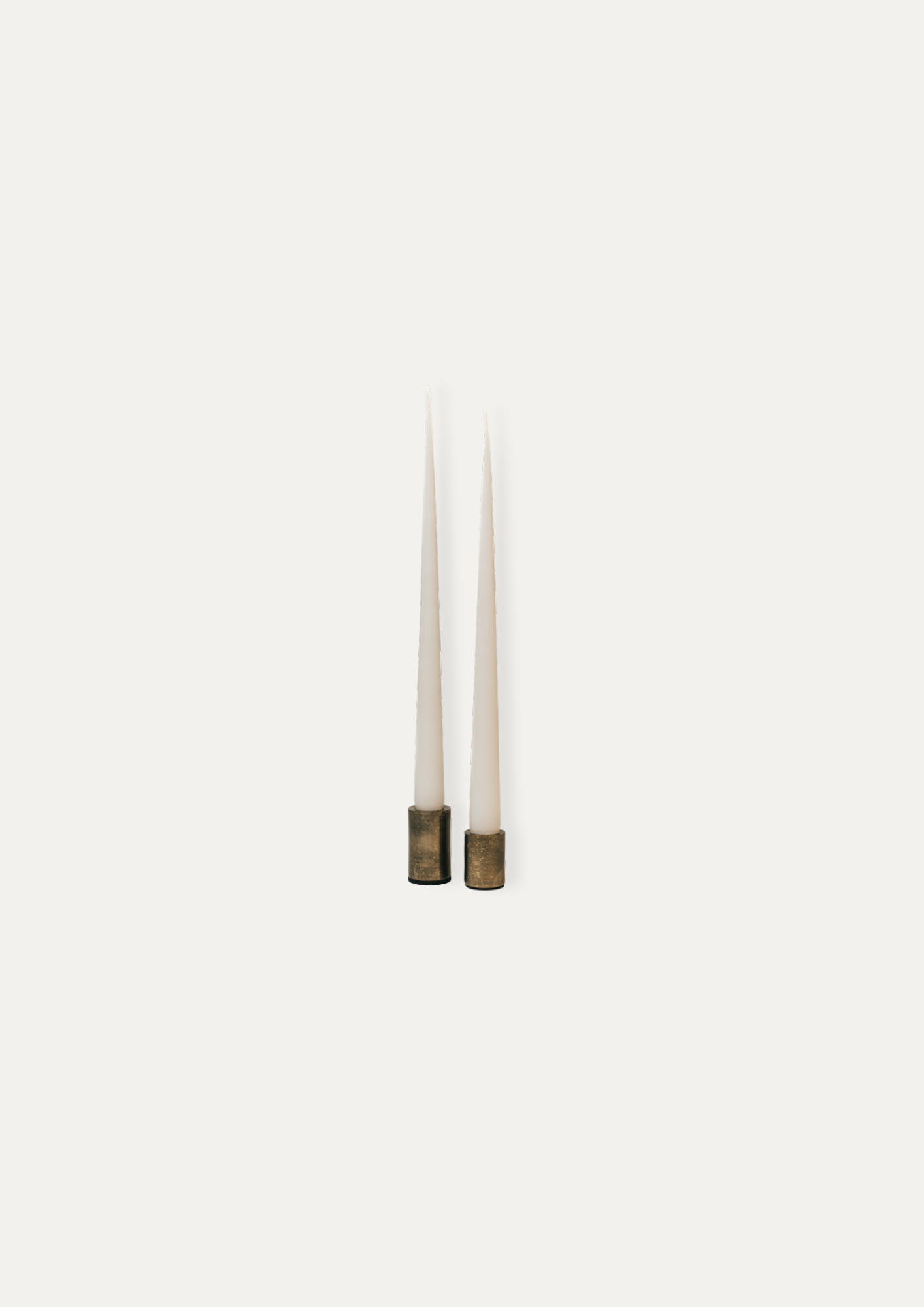 old gold candle holder.png